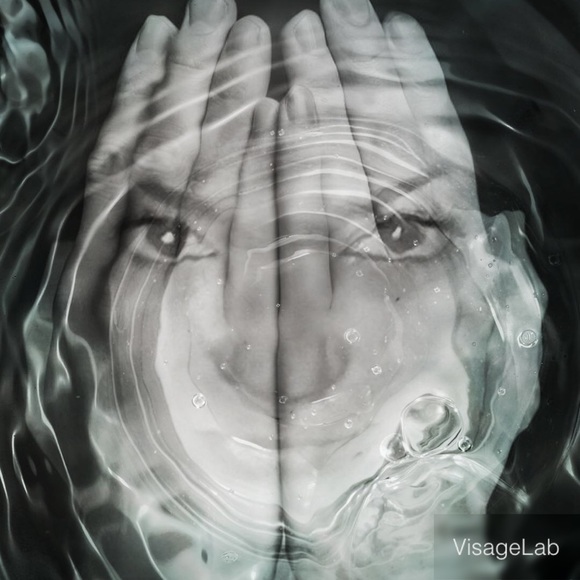 Meet your Posher, Lisa - Picture 1 of 1